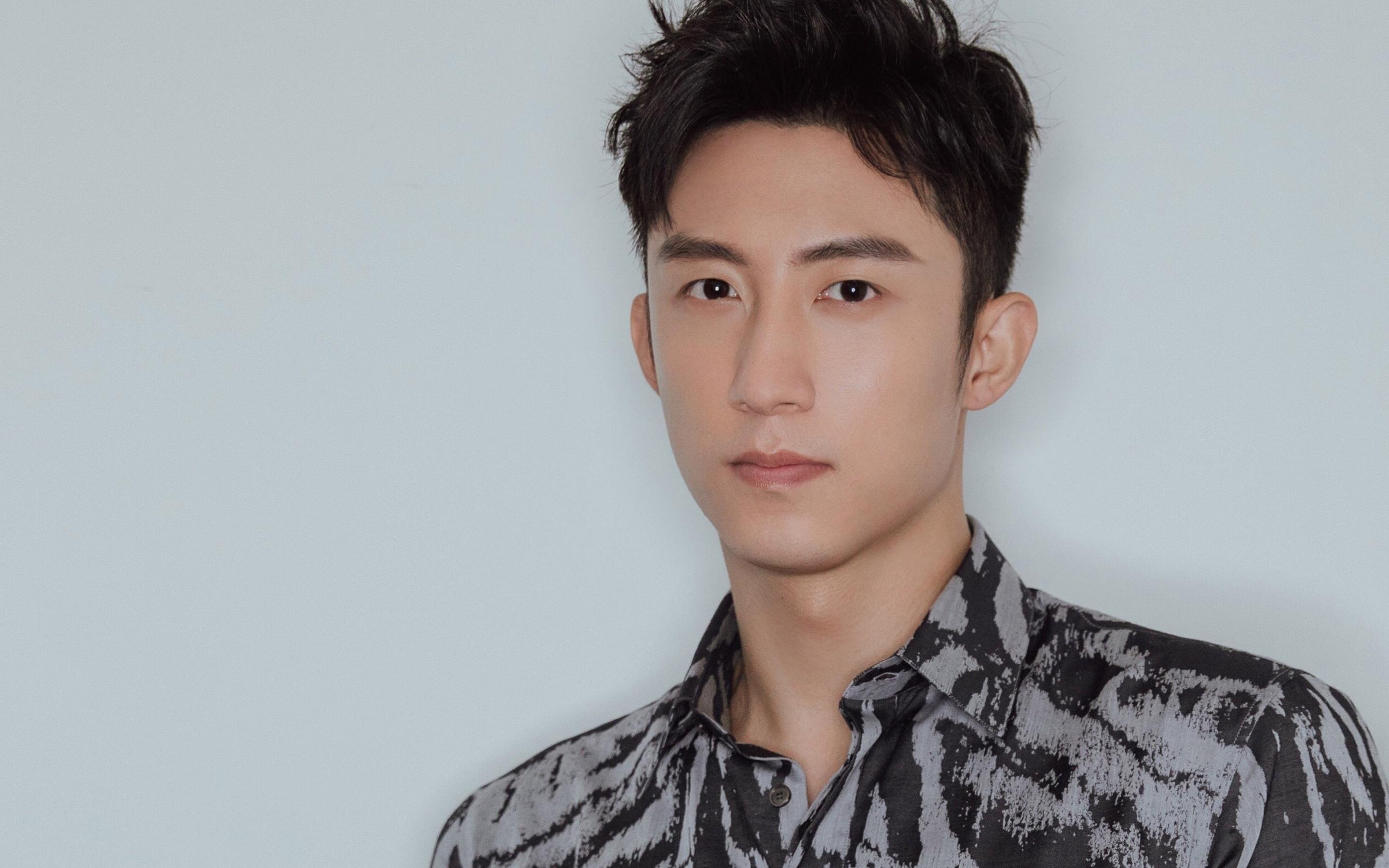 九游官网下载电脑版-_桥下快闪赛：建筑与运动融合的另类体验_，桥下运动场